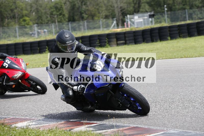 /Archiv-2024/29 12.06.2024 MOTO.CH Track Day ADR/Gruppe gelb/02